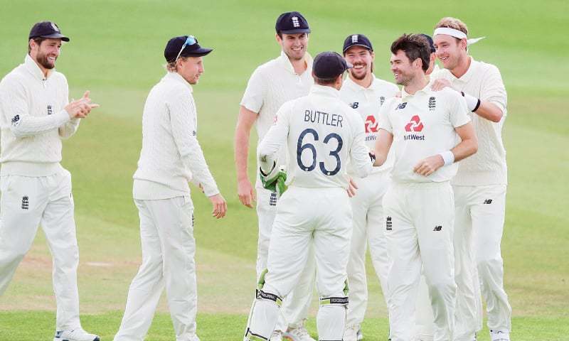 Anderson takes 600th Test wicket in rain-hit draw