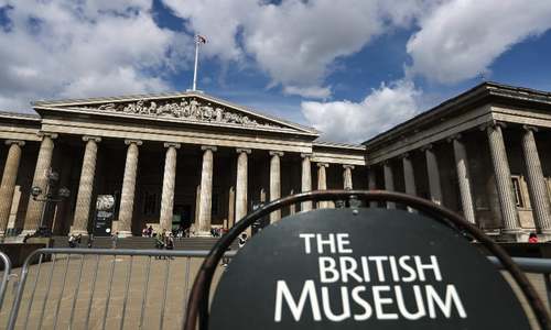 British Museum shifts founder’s bust over slavery links British Museum shifts founder’s bust over slavery links