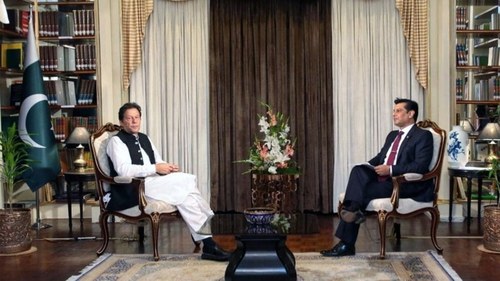 Allowing Nawaz to leave was a 'mistake', says PM Imran