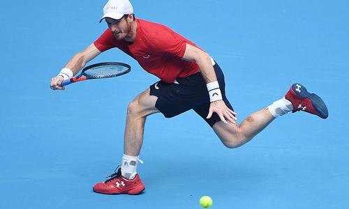 Murray, Wawrinka clash in tie of Roland Garros first round