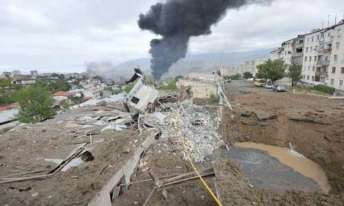 Cities hit as fighting between Armenia, Azerbaijan intensifies