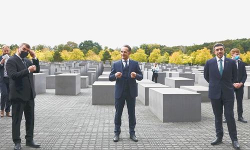UAE, Israeli ministers in &lsquo;historic&rsquo; first meet at Holocaust Memorial