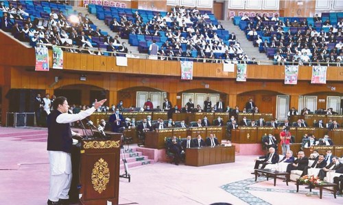 Opposition&rsquo;s real issue is with ISI, says PM