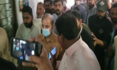 Shahbaz&rsquo;s physical remand to NAB extended for a week