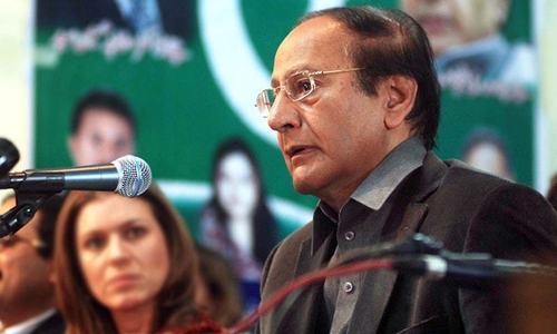 Shujaat in hospital with chest infection