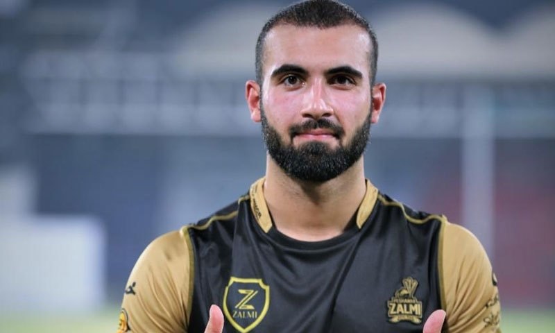 پشاور زلمی کو  چمپیئن بنانا چاہتا ہوں، انگلش فاسٹ باؤلر ثاقب محمود