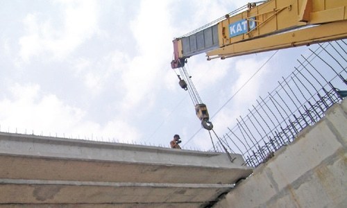 Holes in budgeted, authorised and actual development spending