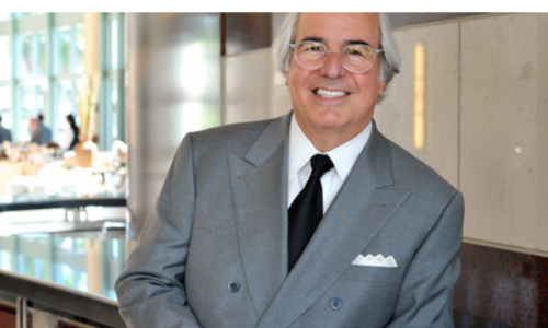 8 چہروں والا وہ شخص جس نے لاکھوں ذہن گھما کر رکھ دیئے