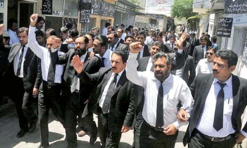&lsquo;Lack of action&rsquo; against rowdy lawyers leaves junior judges disillusioned