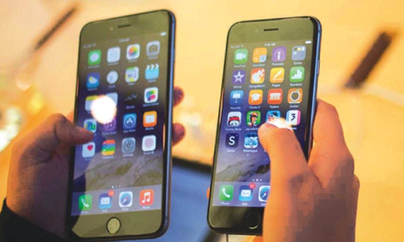 Duty collection on mobile device import doubles to Rs54bn Duty collection on mobile device import doubles to Rs54bn