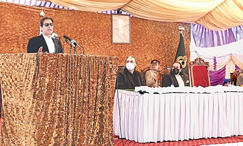 Imran slams PDM rallies amid spike in Covid cases