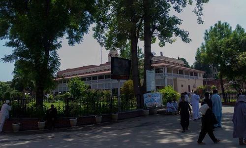 Lady Reading Hospital begins antigen detection rapid test as virus claims 10 lives