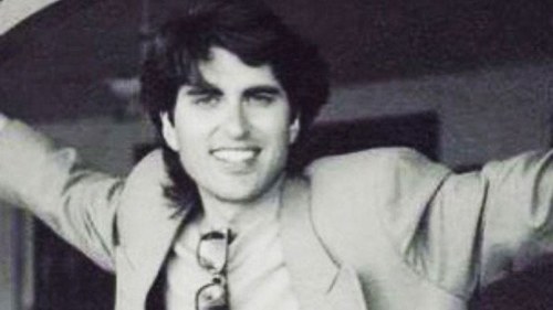 9 of our favourite Junaid Jamshed tracks from his singing days
