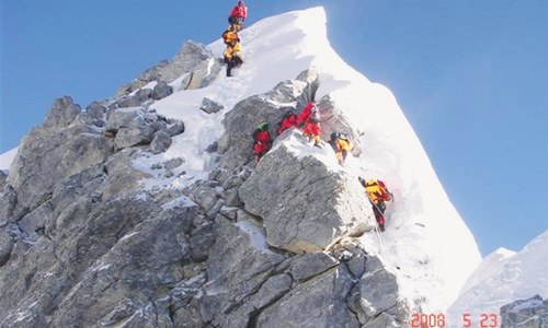 Earth&rsquo;s highest point gets higher as China, Nepal revise Everest height