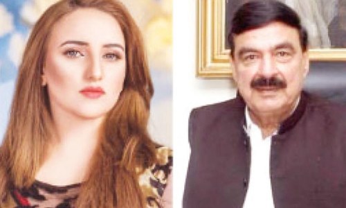 شیخ رشید میرے بھائیوں کی طرح ہیں، حریم شاہ