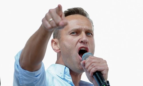Russia mocks opposition leader Nalvany's claims that Kremlin slipped poison in his underpants