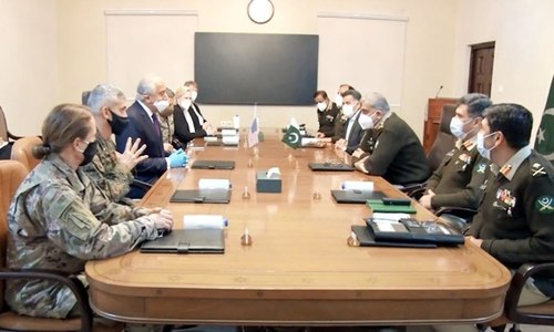 Pakistan, US reaffirm pledge to work for Afghan peace