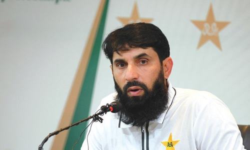 کیا مصباح کو چیف سلیکٹر کے بعد ہیڈ کوچ کے عہدے سے بھی ہٹایا جا رہا ہے؟