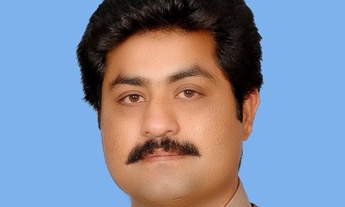 Police &lsquo;harass&rsquo; PML-N ex-MNA through raid