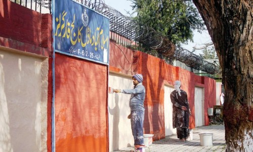 With no online class facility, public school students to finally resume studies