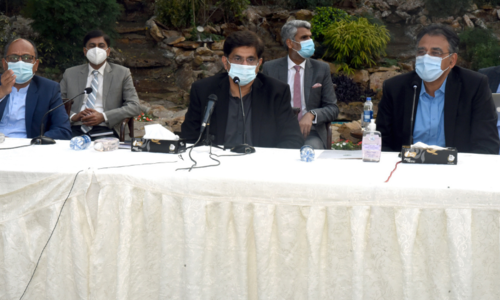 Murad, Asad Umar strike conciliatory tone, vow to work together for city