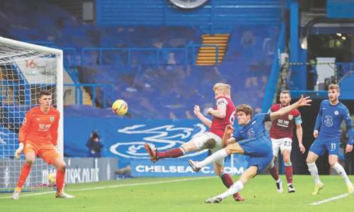 Liverpool back in the groove as Salah ends drought