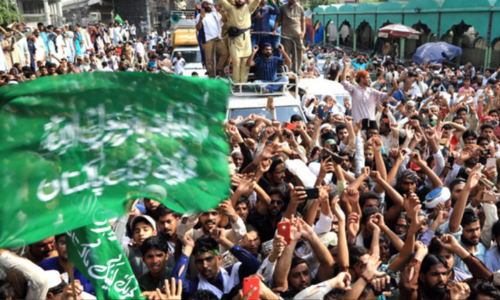 TLP calls off protest after reaching new agreement with govt