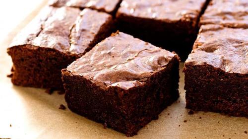 Give into your childhood cravings with these brownie and cheeni paratha recipes