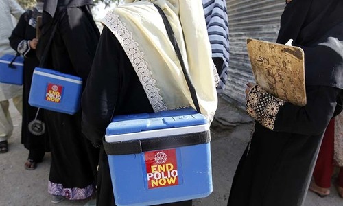 Sindh health dept told to launch fresh process for recruitment of vaccinators