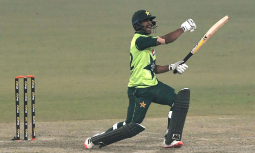 Pakistan win third T20 against S. Africa by 4 wickets, emerge victorious in series