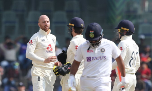 India lead by 351 runs in second Test versus England despite top-order collapse
