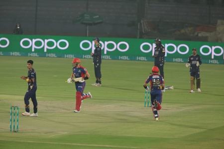 Karachi Kings defeat Quetta Gladiators by 7 wickets in first PSL 6 fixture