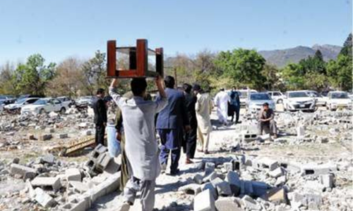 SC directs CDA to remove illegal lawyers&rsquo; chambers, courtrooms