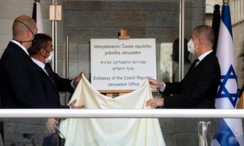 Palestinians and Arab League condemn opening of Czech Jerusalem office