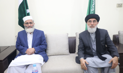 Siraj, Hekmatyar for peace, stability in Kabul