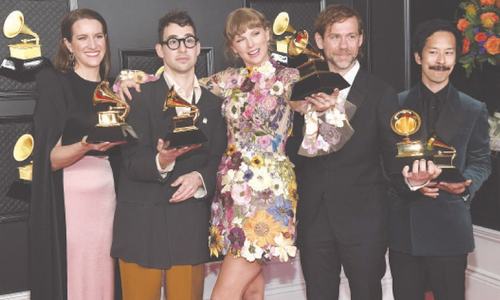 Beyonce makes history as women sweep Grammys