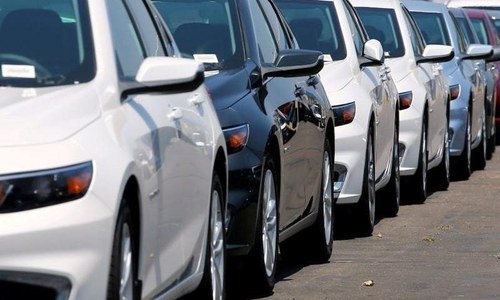 Auto-financing &lsquo;all-time high&rsquo; at Rs273bn