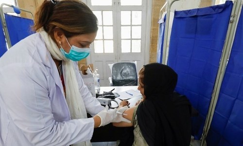 Pakistan's vaccine roll-out plan is far from settled
