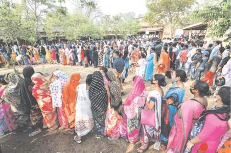 Deadly violence rocks West Bengal during state polls