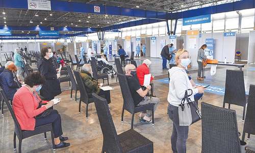 EU vaccine probe deepens Europe&rsquo;s Covid woes