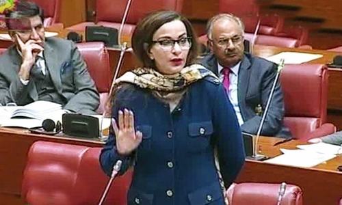 PML-N sidelined as PTI, PPP discuss Senate committees