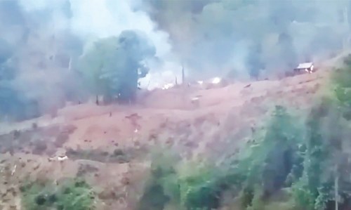 Guerillas capture Myanmar army base; junta replies with air strikes