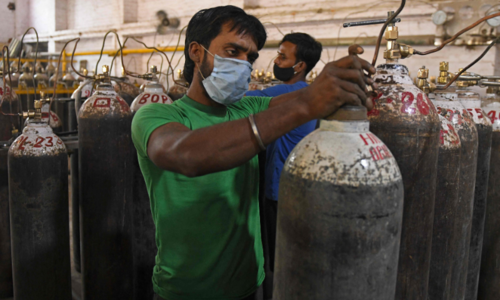 Why is there a shortage of medical oxygen and how is it made?