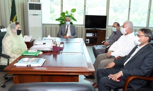 Ashfaq informs IPC minister about conditions for handover of PFF HQ to NC
