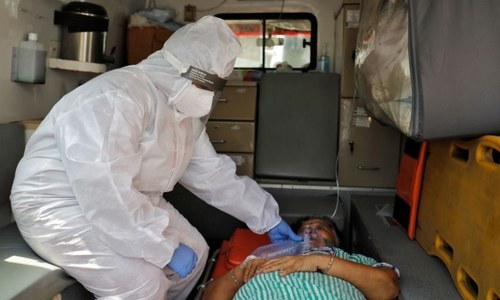 India's daily Covid-19 cases pass 400,000 for first time as second wave worsens