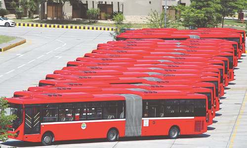 Vaccine registration for people over 30 to open after Eid