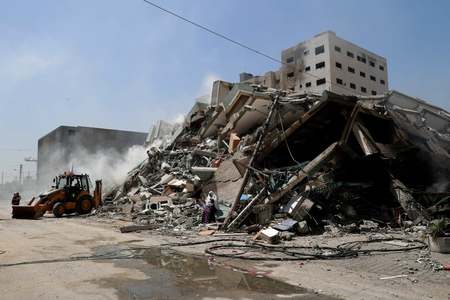 Media caught in crossfire of Israeli onslaught