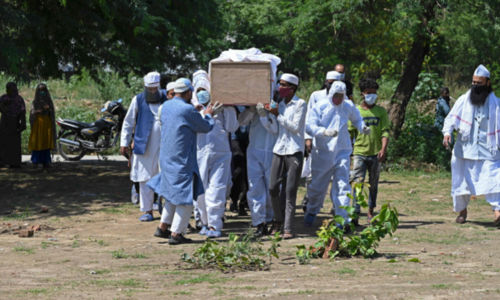 India battles fatal fungal threat as virus deaths near 300,000
