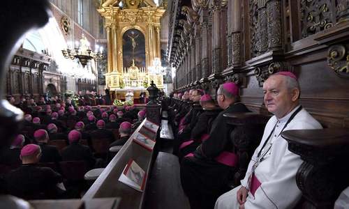 Pope Francis orders probe into German diocese over child abuse