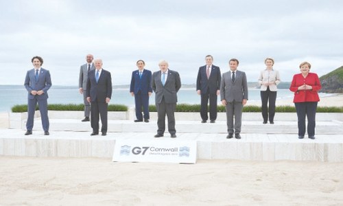 G7 leaders open summit with drive for one billion jabs